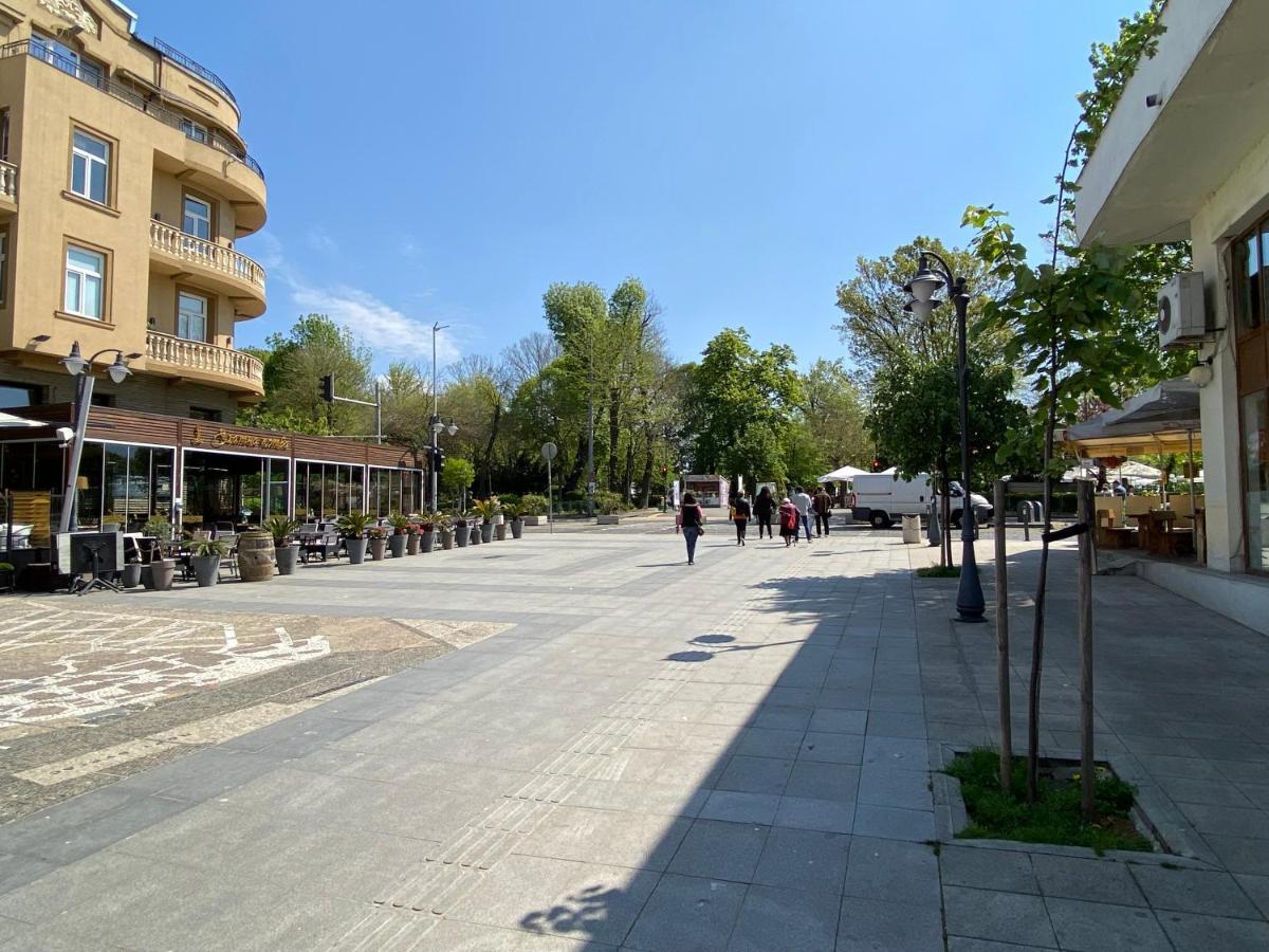 Markoni 5 Burgas Bagian luar foto